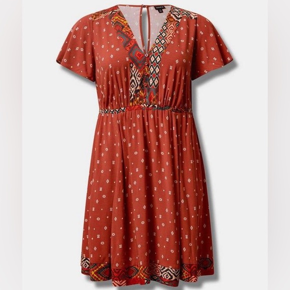 Red torrid dress size 00 - Picture 2 of 7